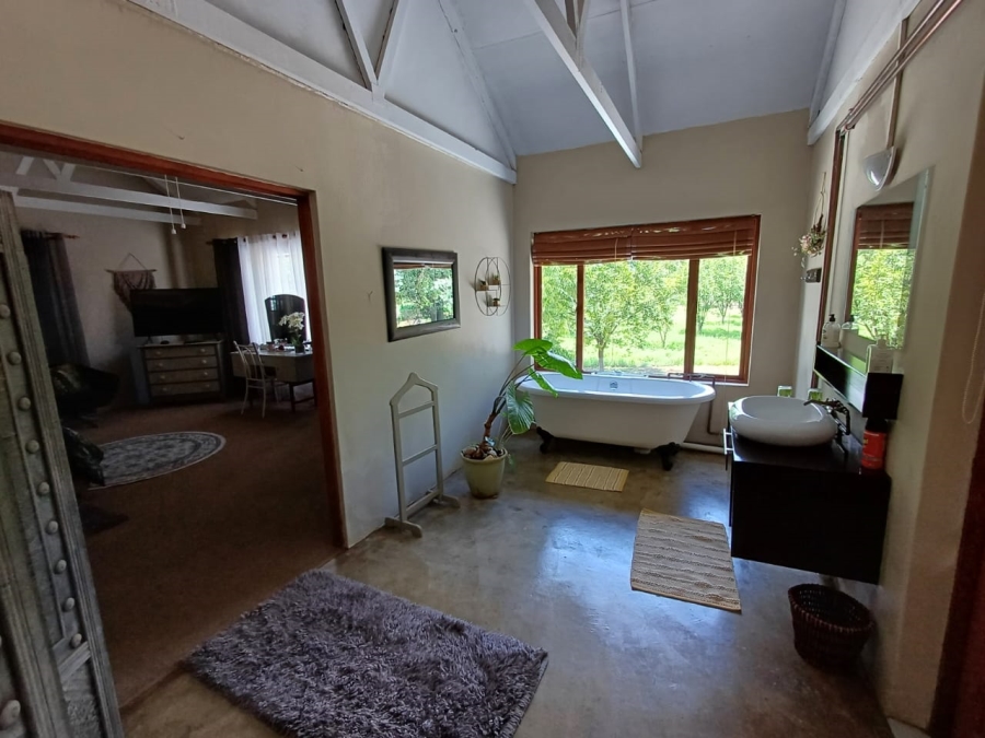 9 Bedroom Property for Sale in Scheerpoort A H North West